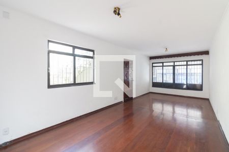 Sala de casa à venda com 3 quartos, 150m² em Ferreira, São Paulo