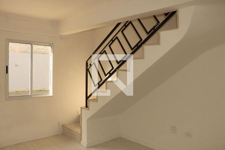 Casa de Condomínio para alugar com 2 quartos, 52m² em Quinta dos Angicos, Cotia