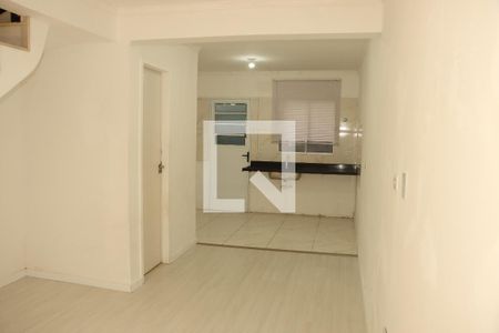 Casa de Condomínio para alugar com 2 quartos, 52m² em Quinta dos Angicos, Cotia