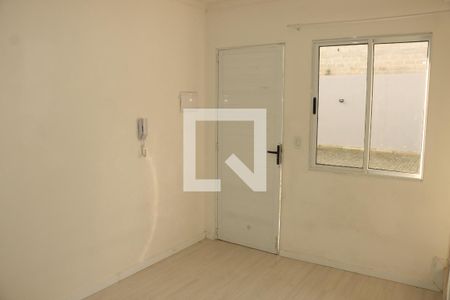 Casa de Condomínio para alugar com 2 quartos, 52m² em Quinta dos Angicos, Cotia