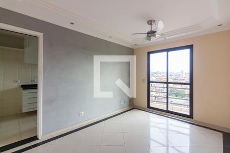 Sala  de apartamento para alugar com 3 quartos, 70m² em Km 18, Osasco