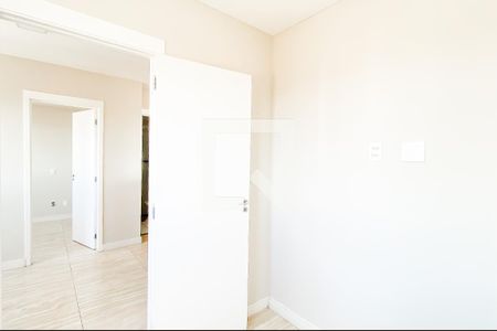 Quarto 2 de apartamento para alugar com 2 quartos, 45m² em Cidade Antônio Estêvão de Carvalho, São Paulo