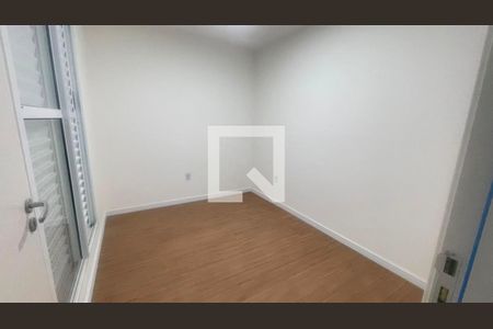 Quarto principal de casa de condomínio para alugar com 2 quartos, 60m² em Jardim dos Pereiras (caucaia do Alto), Cotia