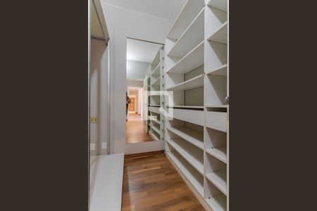Suíte 1 de apartamento para alugar com 2 quartos, 261m² em Moinhos de Vento, Porto Alegre