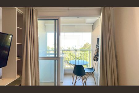 Varanda de kitnet/studio à venda com 1 quarto, 30m² em Alto de Pinheiros, São Paulo