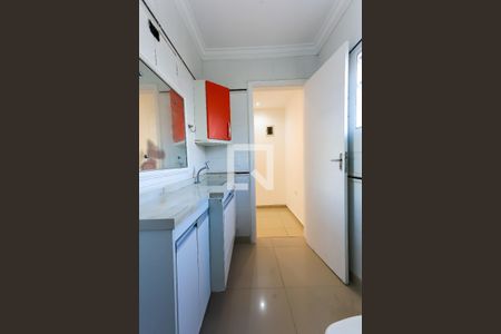 Banheiro de casa para alugar com 2 quartos, 160m² em Jardim Catanduva, São Paulo