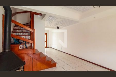 Casa para alugar com 2 quartos, 100m² em Guarujá, Porto Alegre