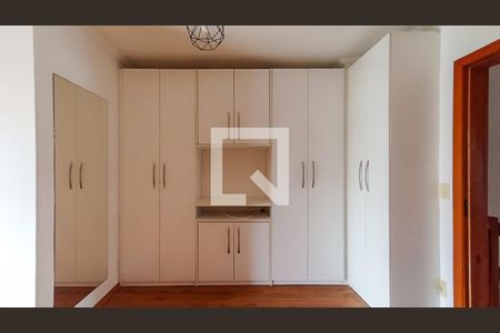 Casa para alugar com 2 quartos, 100m² em Guarujá, Porto Alegre