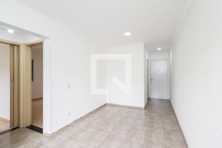Sala de apartamento à venda com 2 quartos, 50m² em Vila Carmosina, São Paulo