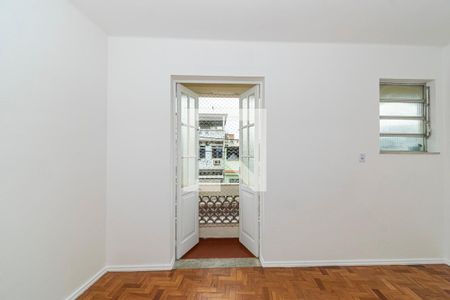 Sala de apartamento para alugar com 2 quartos, 65m² em Ramos, Rio de Janeiro