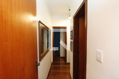 Corredor de apartamento para alugar com 3 quartos, 100m² em Buritis, Belo Horizonte