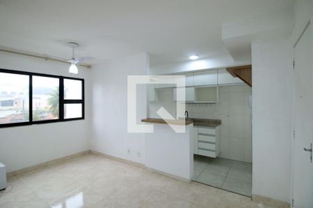 Sala de apartamento para alugar com 2 quartos, 43m² em Vaz Lobo, Rio de Janeiro