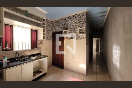 Cozinha de casa para alugar com 2 quartos, 125m² em Jardim do Vale, Itaquaquecetuba