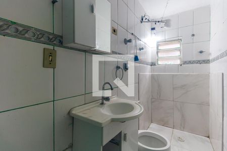Banheiro de casa para alugar com 2 quartos, 55m² em Vila Sapopemba, São Paulo