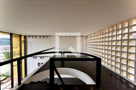 Casa para alugar com 4 quartos, 436m² em Laranjeiras, Rio de Janeiro