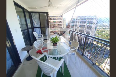 Varanda de apartamento à venda com 1 quarto, 70m² em Barra da Tijuca, Rio de Janeiro