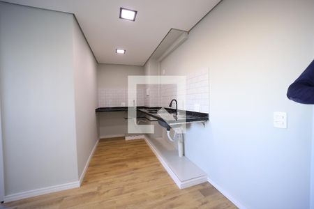 Cozinha de apartamento para alugar com 2 quartos, 33m² em Vila Silvia, São Paulo