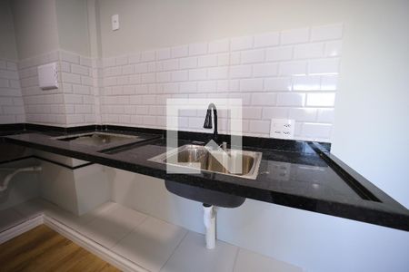Cozinha de apartamento para alugar com 2 quartos, 33m² em Vila Silvia, São Paulo