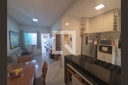 Casa à venda com 3 quartos, 69m² em Vitoria, Belo Horizonte