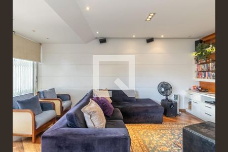Casa à venda com 5 quartos, 318m² em Pacaembu, São Paulo