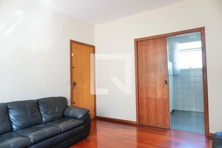 Sala  de apartamento para alugar com 3 quartos, 174m² em Floresta, Belo Horizonte