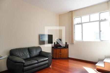 Sala  de apartamento para alugar com 3 quartos, 174m² em Floresta, Belo Horizonte