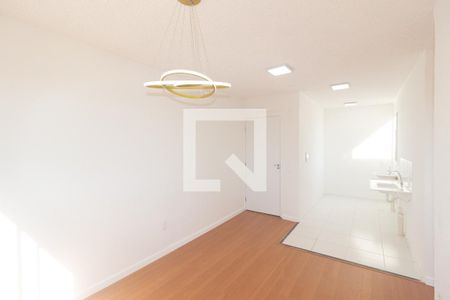 Sala de apartamento para alugar com 2 quartos, 46m² em Inhoaíba, Rio de Janeiro