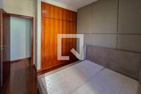 Apartamento para alugar com 3 quartos, 185m² em Belvedere, Belo Horizonte