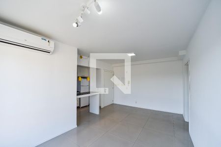 Sala de apartamento à venda com 3 quartos, 78m² em Passo D’areia, Porto Alegre
