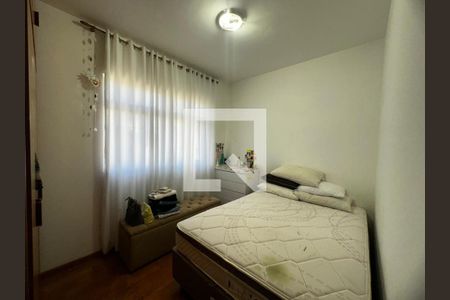 Quarto de apartamento à venda com 3 quartos, 95m² em Estoril, Belo Horizonte