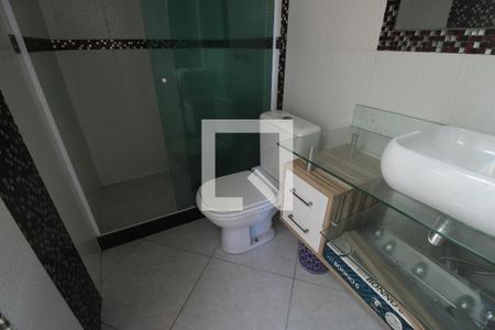 Banheiro da suíte 1 de casa de condomínio à venda com 2 quartos, 176m² em Recreio, Rio de Janeiro