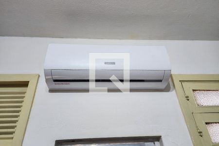 Sala  de kitnet/studio para alugar com 1 quarto, 41m² em Praça da Bandeira, Rio de Janeiro