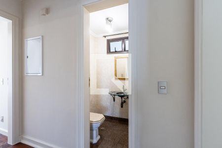 Lavabo de apartamento para alugar com 4 quartos, 155m² em Perdizes, São Paulo