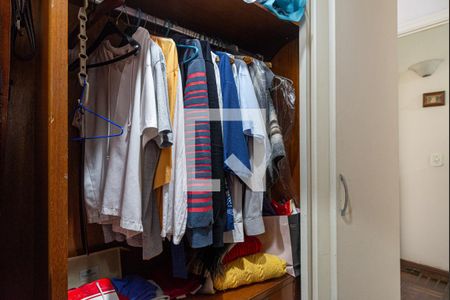 Closet do Quarto 1 de apartamento para alugar com 3 quartos, 110m² em Morro dos Ingleses, São Paulo