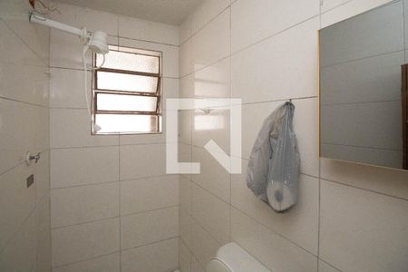 Banheiro de casa para alugar com 1 quarto, 45m² em Vila Nova Mazzei, São Paulo