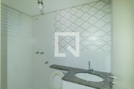 Banheiro Social de apartamento para alugar com 1 quarto, 35m² em Portão, Curitiba
