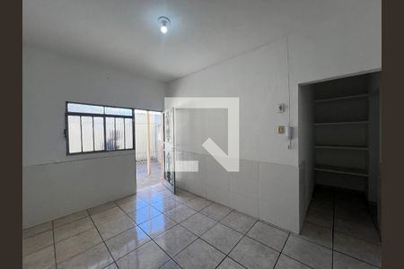 Casa para alugar com 1 quarto, 40m² em Jardim Guanabara, Belo Horizonte