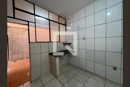 Casa para alugar com 1 quarto, 40m² em Jardim Guanabara, Belo Horizonte