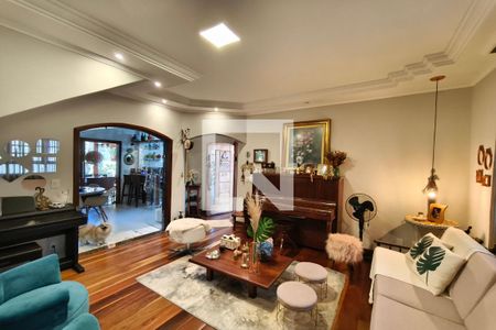 Sala de Estar de casa para alugar com 3 quartos, 160m² em Parque Residencial Carvalho de Moura, Campinas