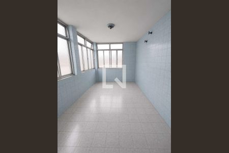 Quarto de casa para alugar com 7 quartos, 276m² em Madureira, Rio de Janeiro