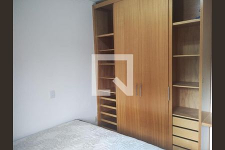 Casa à venda com 3 quartos, 212m² em Vila Mariza Mazzei, São Paulo