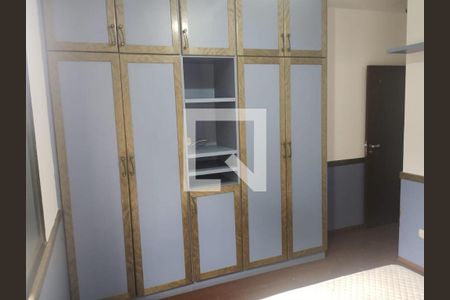 Casa à venda com 3 quartos, 212m² em Vila Mariza Mazzei, São Paulo