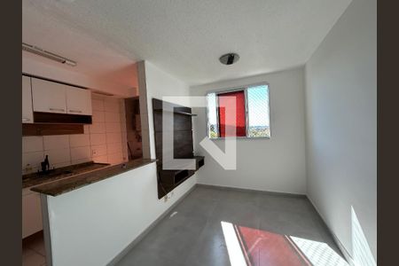 Sala de apartamento para alugar com 2 quartos, 47m² em Rocha Miranda, Rio de Janeiro