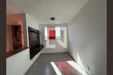 Sala de apartamento para alugar com 2 quartos, 47m² em Rocha Miranda, Rio de Janeiro
