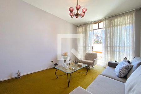 Sala de casa à venda com 5 quartos, 280m² em Indaiá, Belo Horizonte
