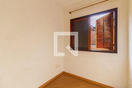 Casa à venda com 4 quartos, 300m² em Vila Anhanguera, São Paulo