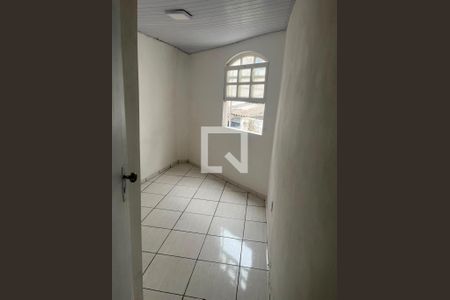 Quarto de casa para alugar com 2 quartos, 36m² em Santa Efigênia, Belo Horizonte
