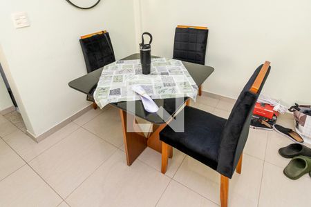 Sala de apartamento à venda com 1 quarto, 47m² em Irajá, Rio de Janeiro
