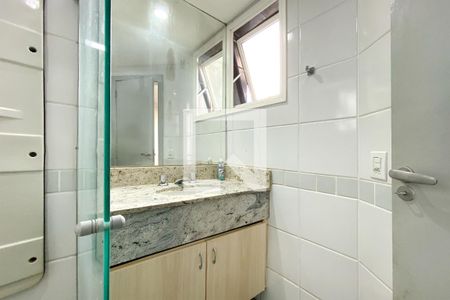 Banheiro de apartamento à venda com 1 quarto, 68m² em Estoril, Belo Horizonte
