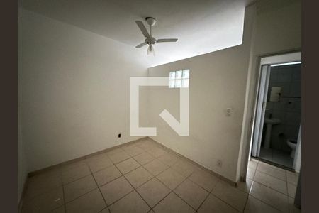 Quarto 1 de apartamento para alugar com 2 quartos, 55m² em Itararé, São Vicente